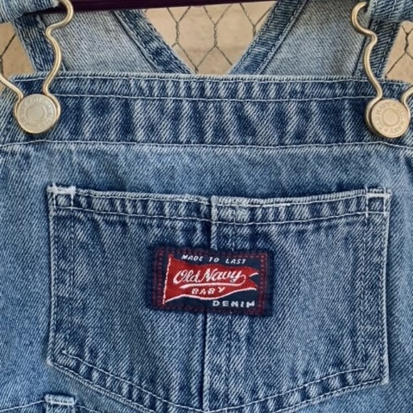 Old Navy Unisex Denim Shortalls - 24-30mo - Picture 1 of 8